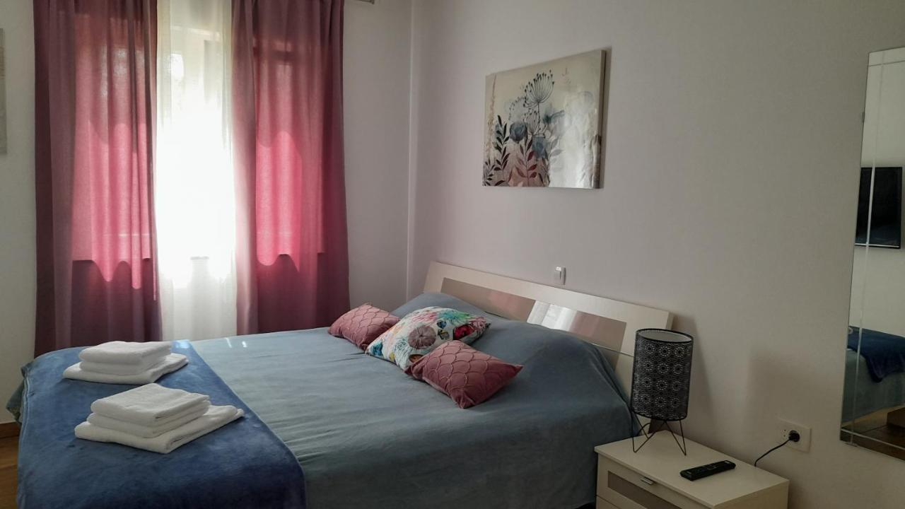 Apartments & Room Danijel Pinezići Esterno foto